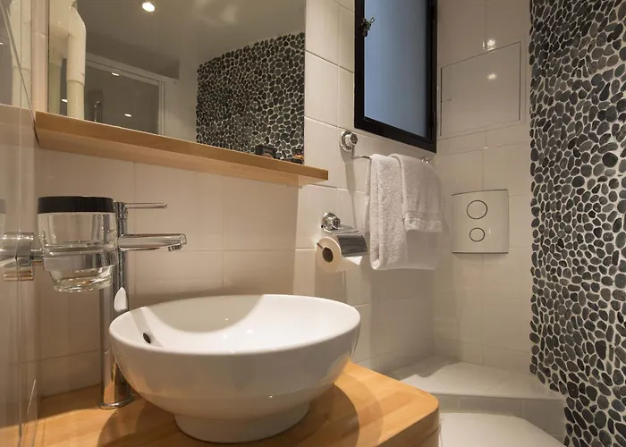 エクセルシオール オペラ ホテル