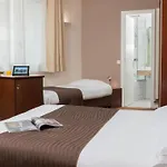 エクセルシオール オペラ ホテル 3*
