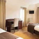 エクセルシオール オペラ ホテル