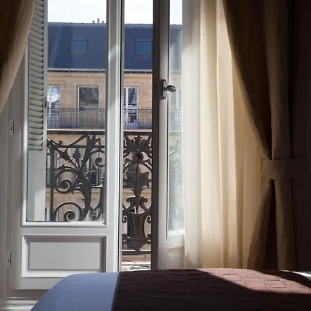 Hotel Excelsior Opera 3*