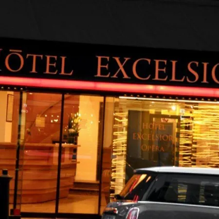 艾克塞西尔剧院酒店