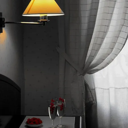Excelsior Opera 3* Parigi