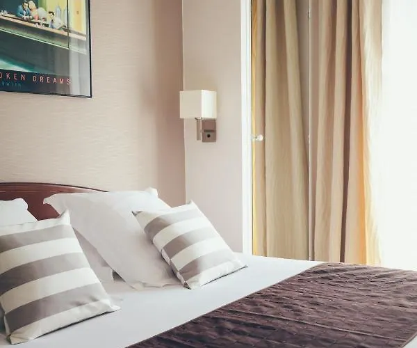 艾克塞西尔剧院酒店 巴黎