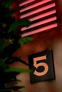 艾克塞西尔剧院酒店 酒店 3*