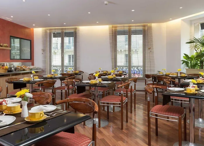 艾克塞西尔剧院酒店 3*