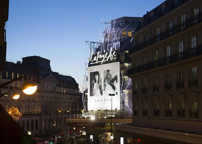 엑셀시어 오페라 호텔