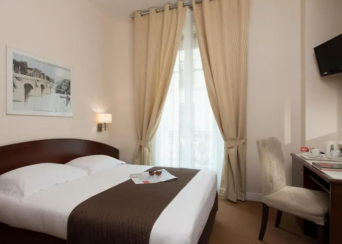 Excelsior Opera Hotel 3*